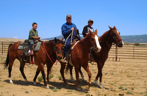 high-praise-ranch-team-builders-horse-riding-01